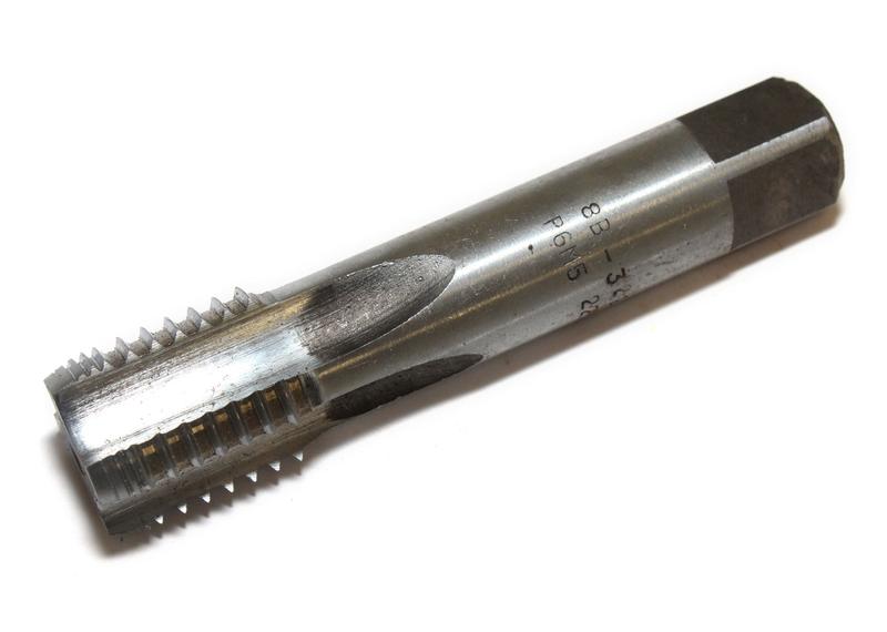 Метчик М12,0 х 1,0 м/р.Р6М5 с шахматным шагом