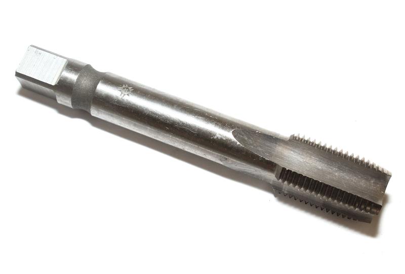 Метчик G 1 1/2" Р6АМ5 трубный цилиндрический, м/р. (11 ниток/дюйм) ГОСТ 3266 "TLX"